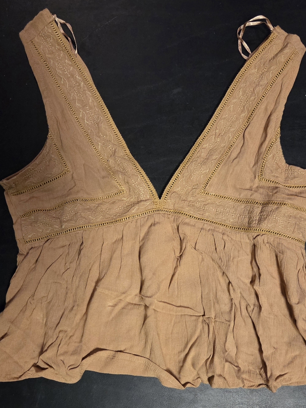 Women’s Deep V Lace Trim Crop Top - Brown NWOT